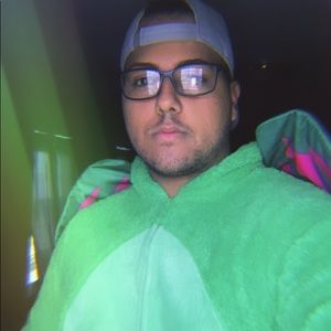 Meet your Posher, Jonathan